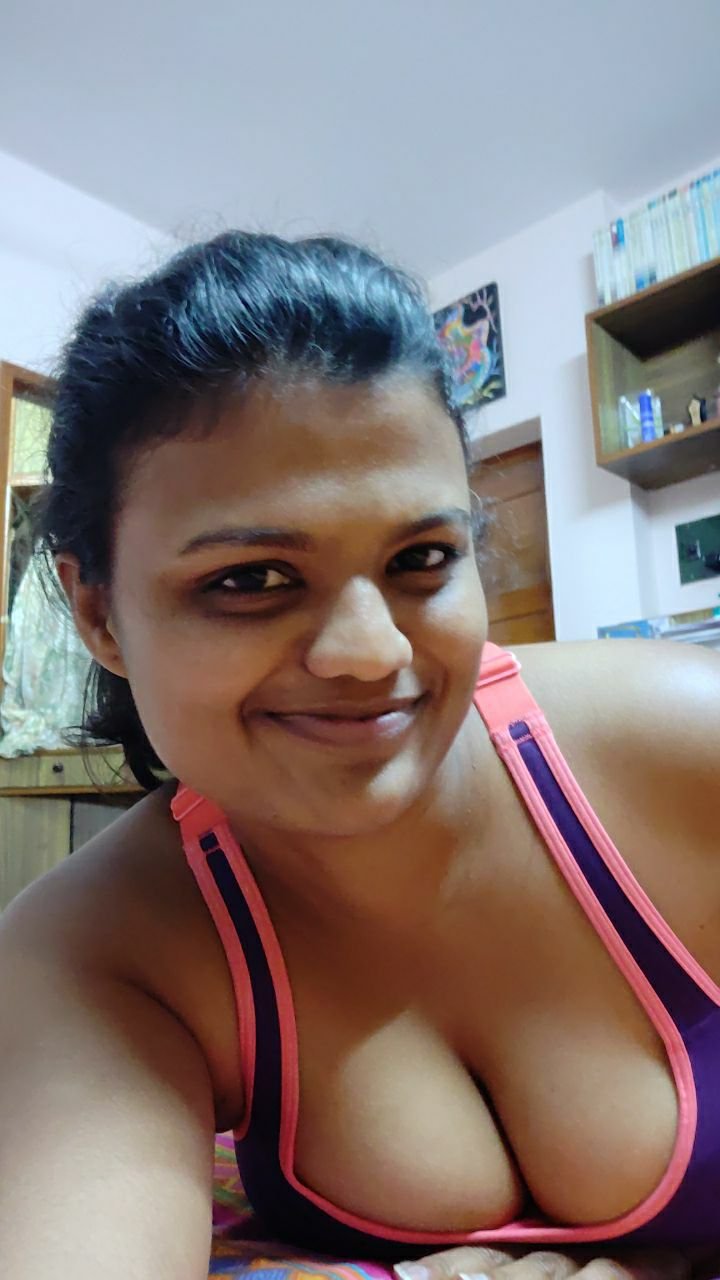 Webslut Namrata Pt.2 #3d8V10s2