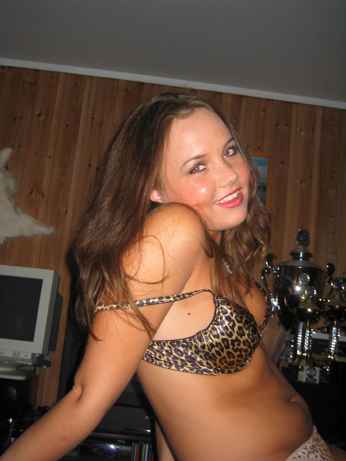 Follower GF (25yo)pt5 #3KRLOHhO