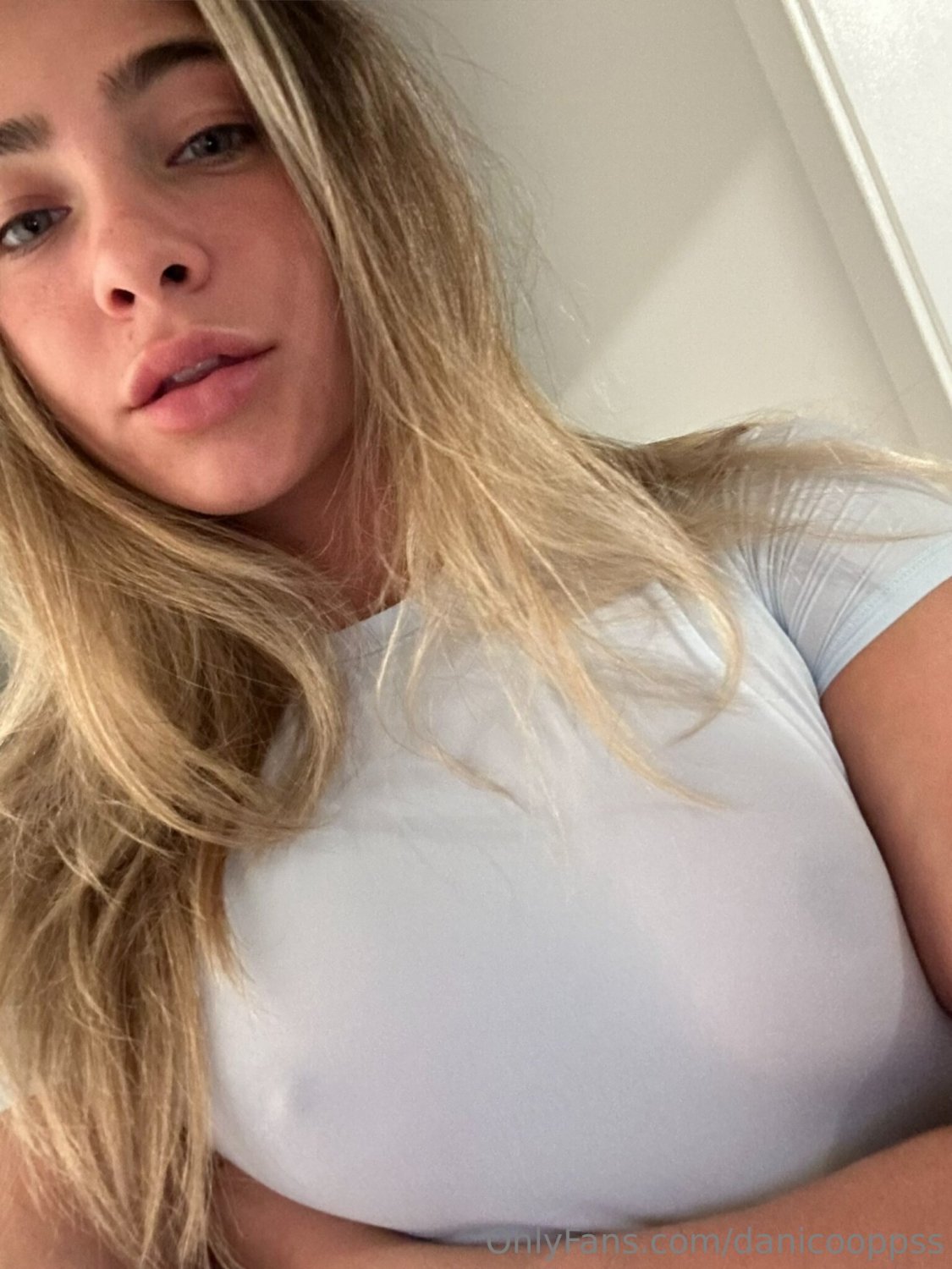 Huge ass blonde Best natural ass ever #3pRGFpVD
