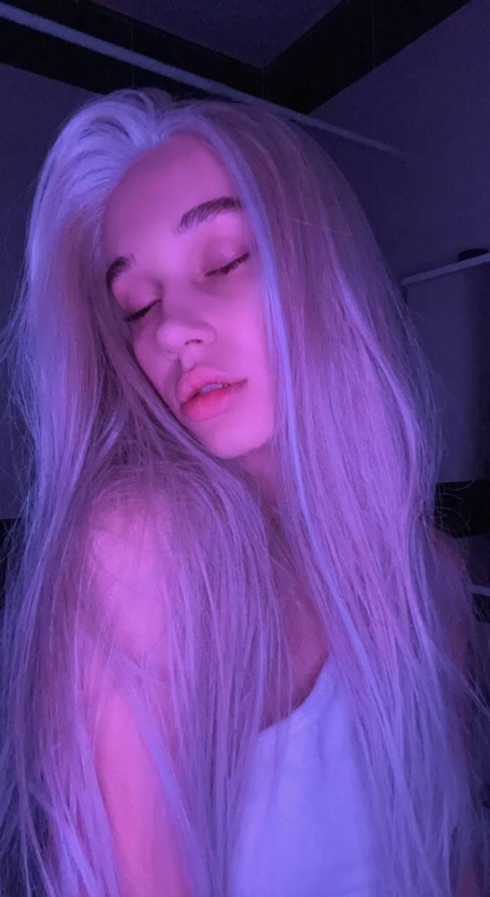 Elegant Slim Bodied Slut #3qkJUgIE