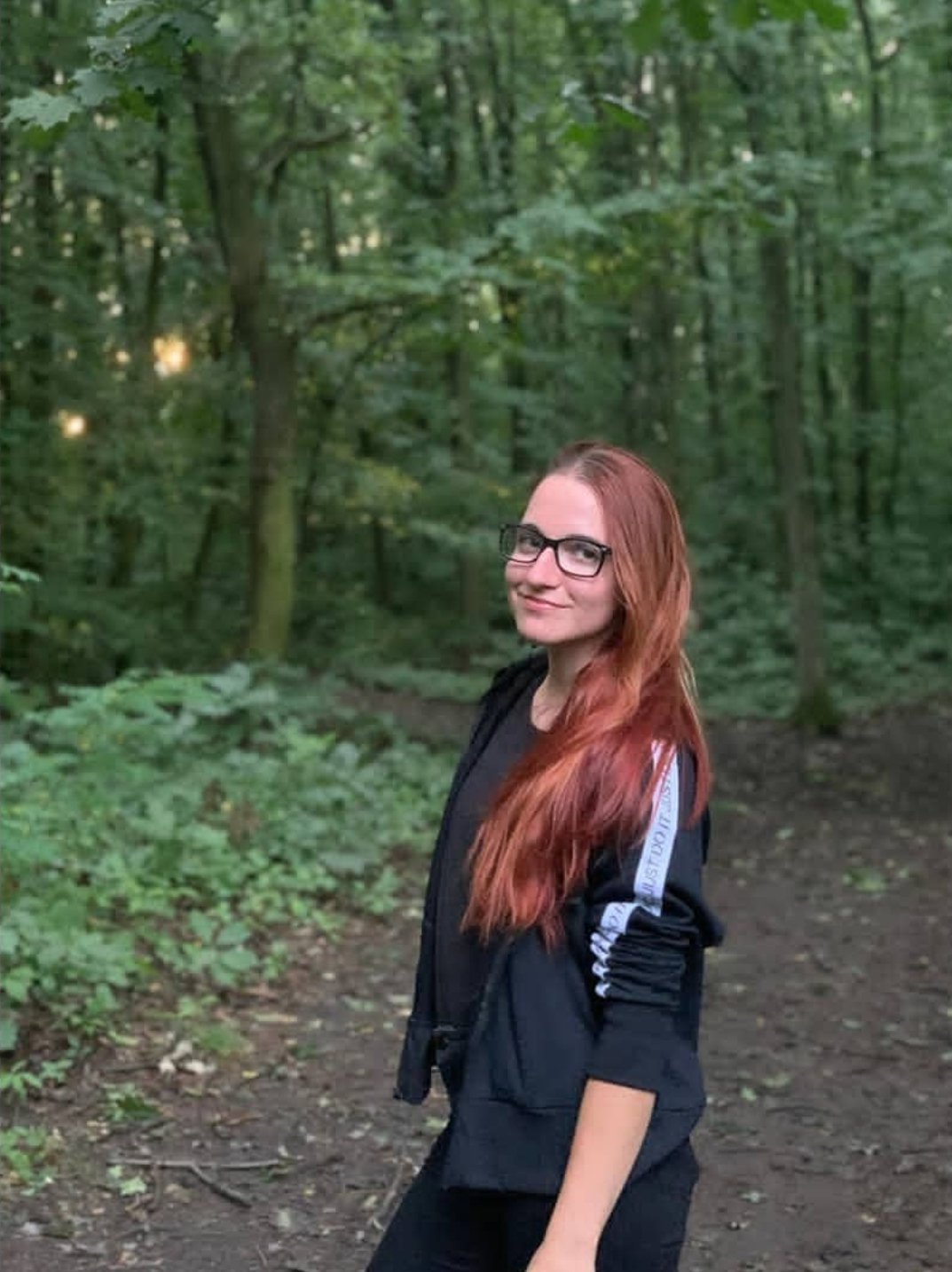 zdenca Webslut #44FnlXad