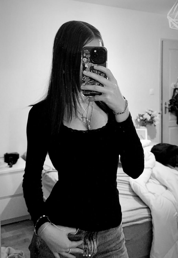 Hot slut big tits #4FZNjBM8