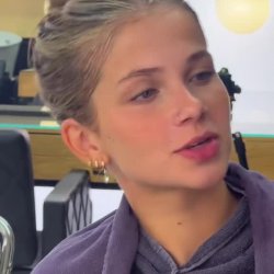 Nova video e foto na Lana…Lana Negrini deliciosa