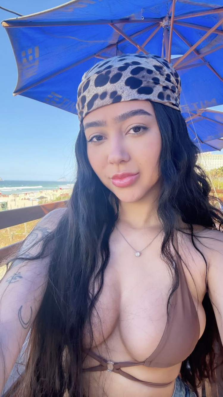 Becca Barreto #4LLI4RcW