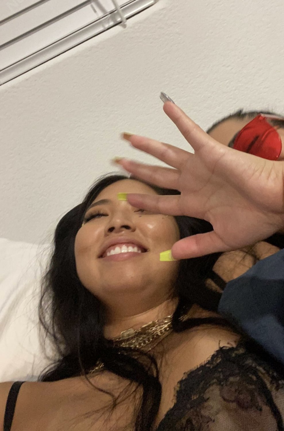 Busty Asian Slut’s LEAKED SNAPCHAT NUDES #59AcMvq0