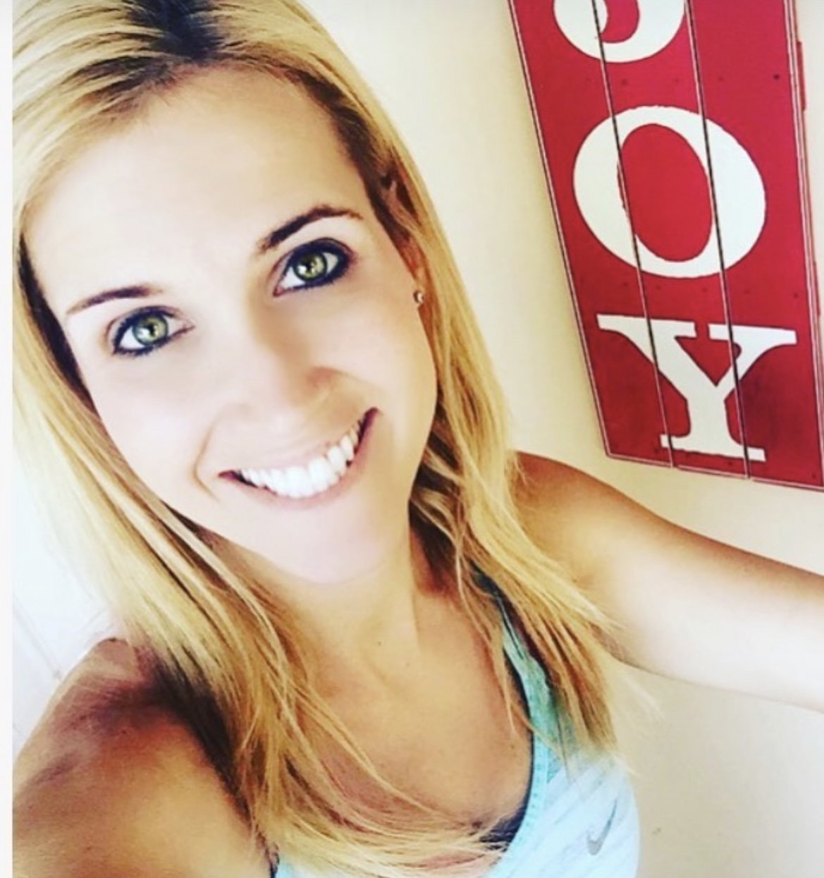 Soccer Mom, 39, military wife, taking cock in own marital bed and with hubby’s friends #6F2zsvZ3