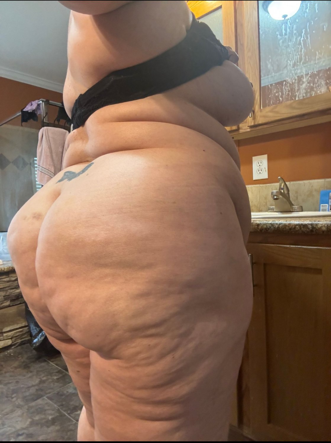 Latina Gilf #74Tg2tAF