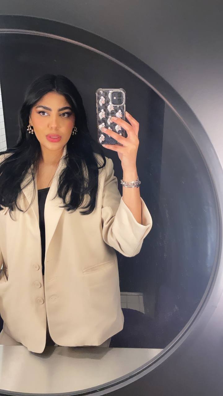 Busty Hijab Slut #8bJ5dXou