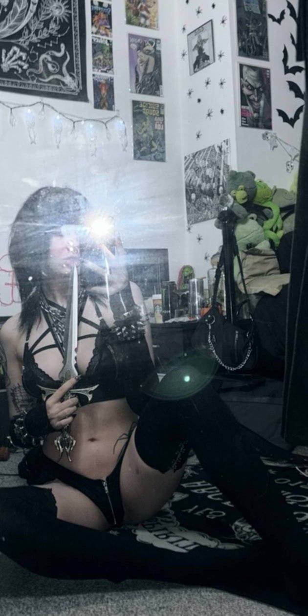 I will never let tiny dick near my pussy #97g5izhK