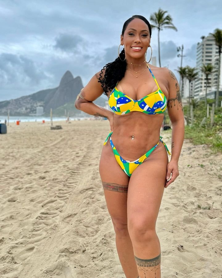 ROSIANE PINHEIRO GOSTOSONA DEMAIS #9XDLvMnN