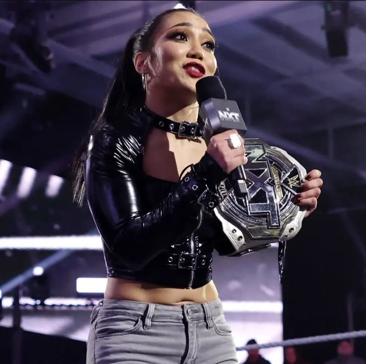 WWE Roxanne Perez #AAH5ZvZ0