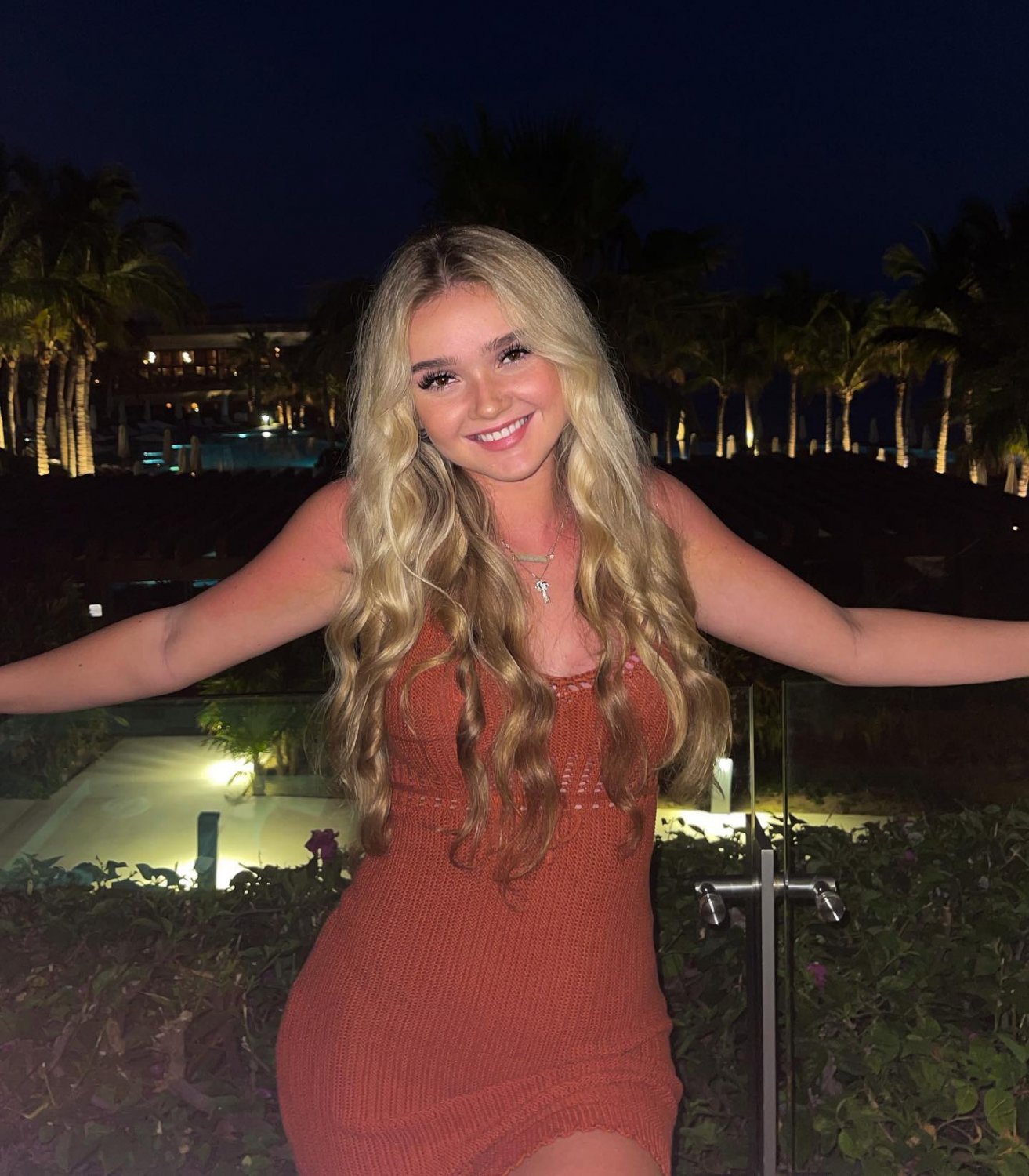 Sexy busty blonde teen Jordyn #AKsavR4w