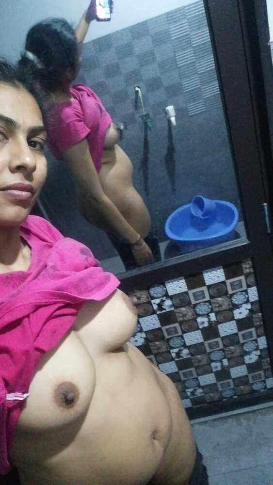 Indian Punjabi Bhabhi's big boob nudes leaked #BxKL99YZ