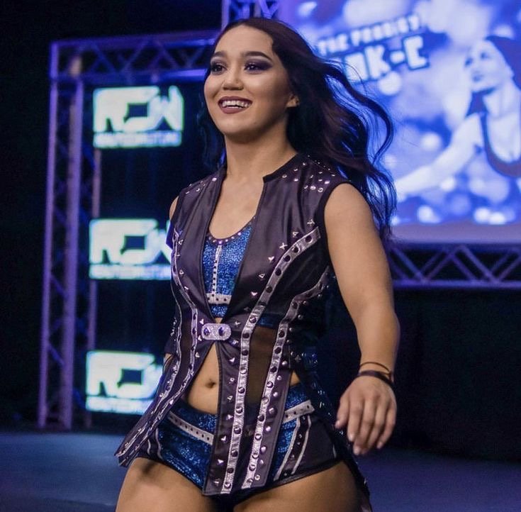 WWE Roxanne Perez #BZU0CRgE