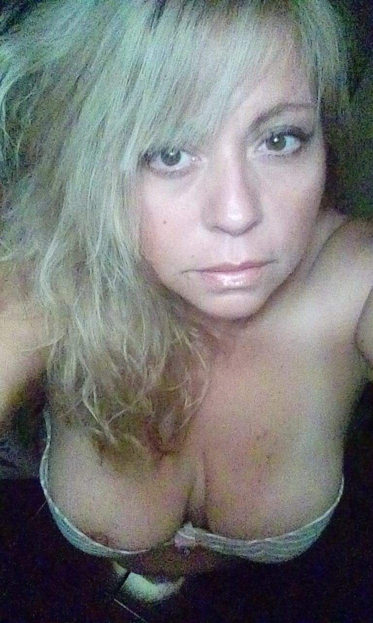 Milf chilena amateur #D8cm3ZZe