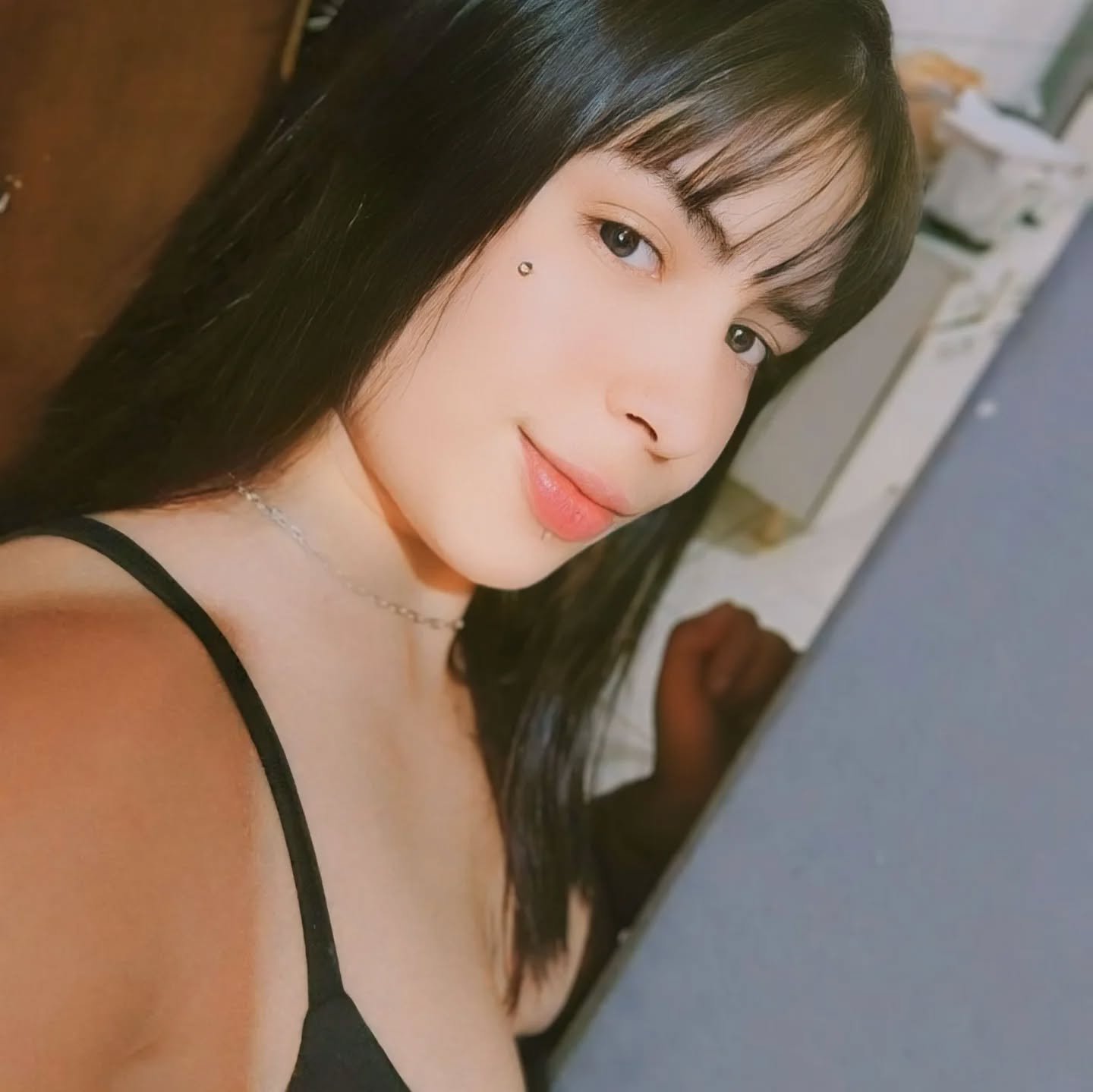 Karla Poliana #DdGxzndw