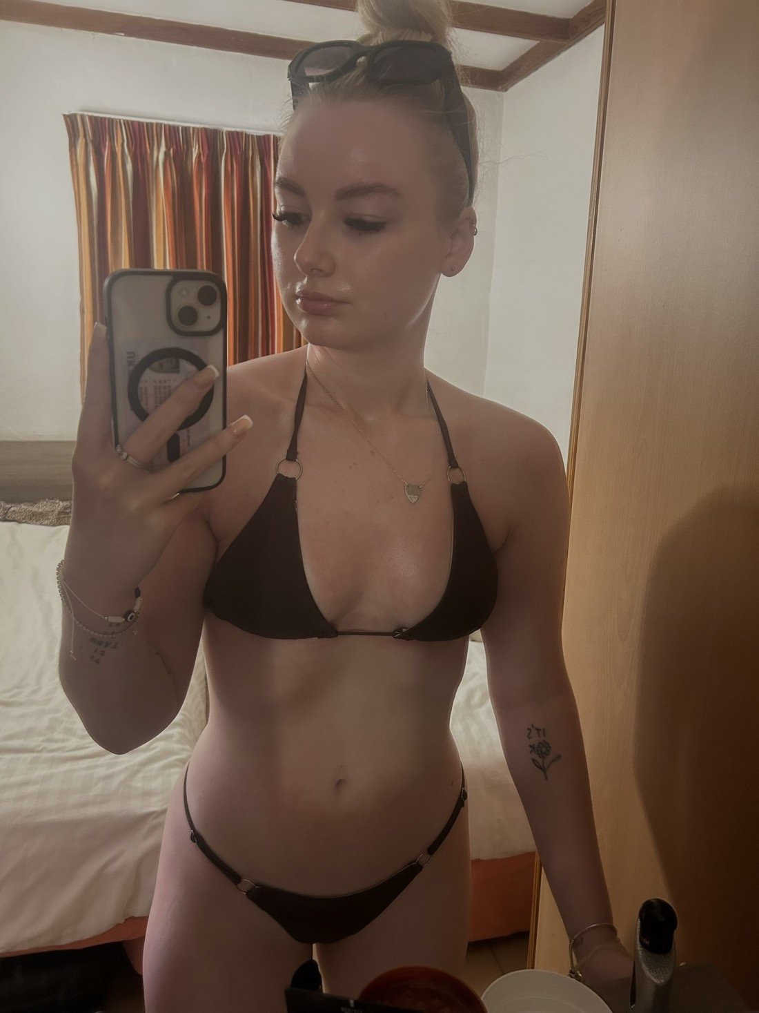 cute blonde chav #EdmE1y2I