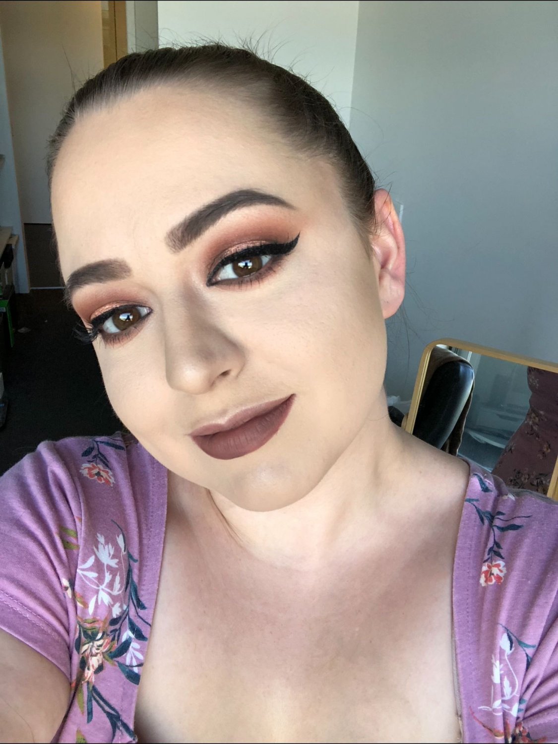 Belle, a makeup artist from Brisbane, Australia #eiYr7pjS