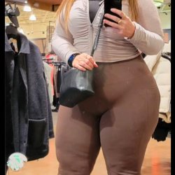 Big booty milf Pawg