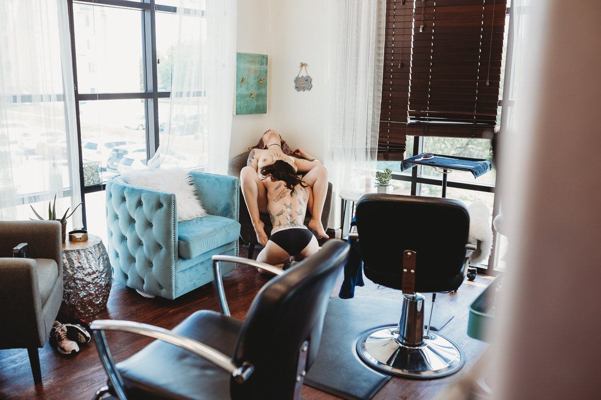 Find me this salon! Boudoir #f1z8vJK4