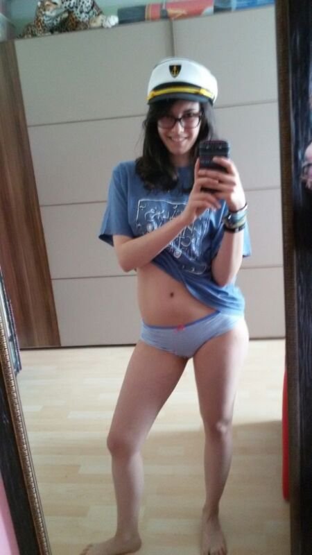 Little slut #FjaoU4NK