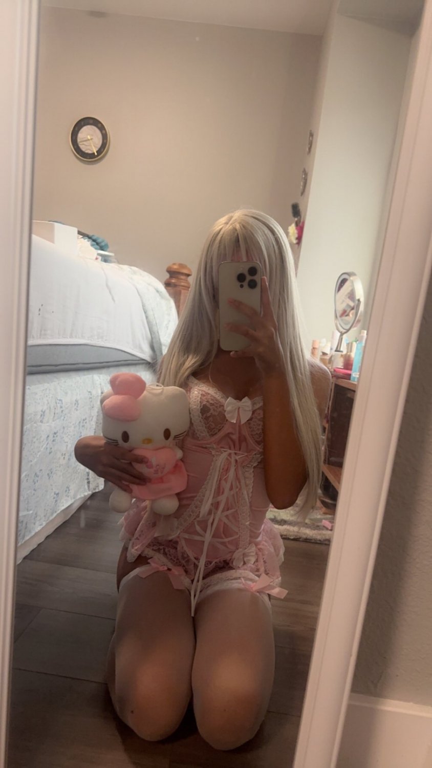 tight asian loves dressing up #FrCXePTh