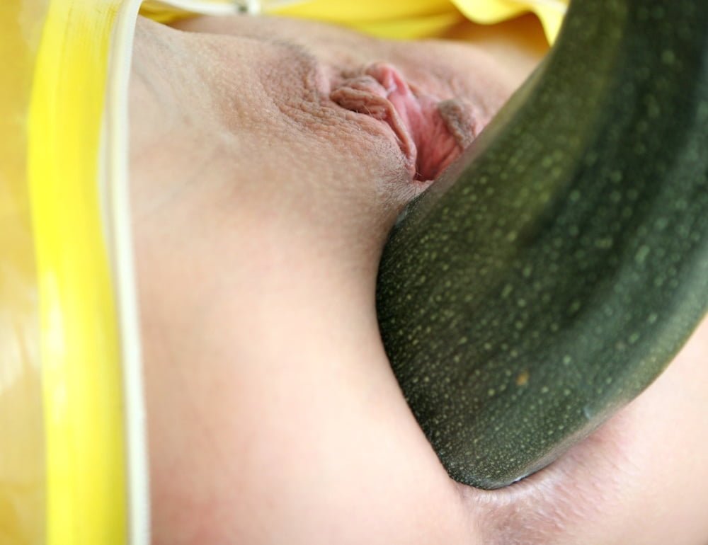 vegetables and plugs #g9p3AVN1