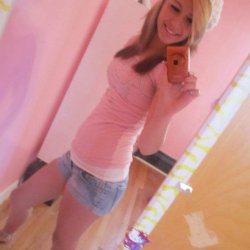 Webslut Riley