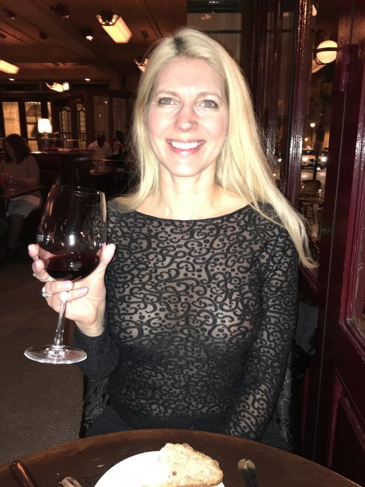 Fit Milf Who Loves Flashing #he85RQyI