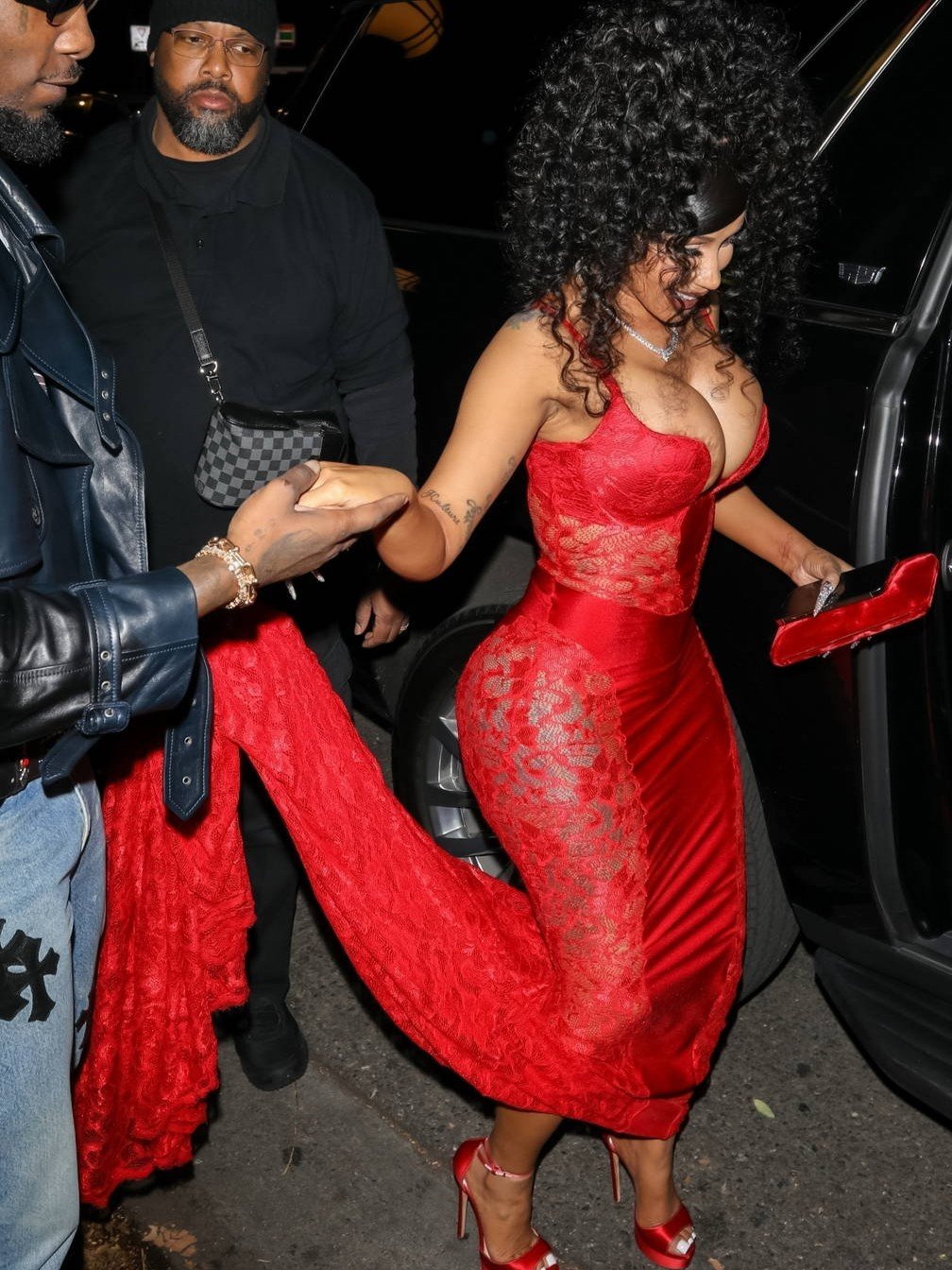Cardi B Sexy Dress Big Boobs #HkoywgeH