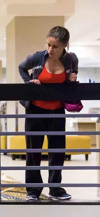 Na na na na na na Batgirl tits!!! #IPnWONIp
