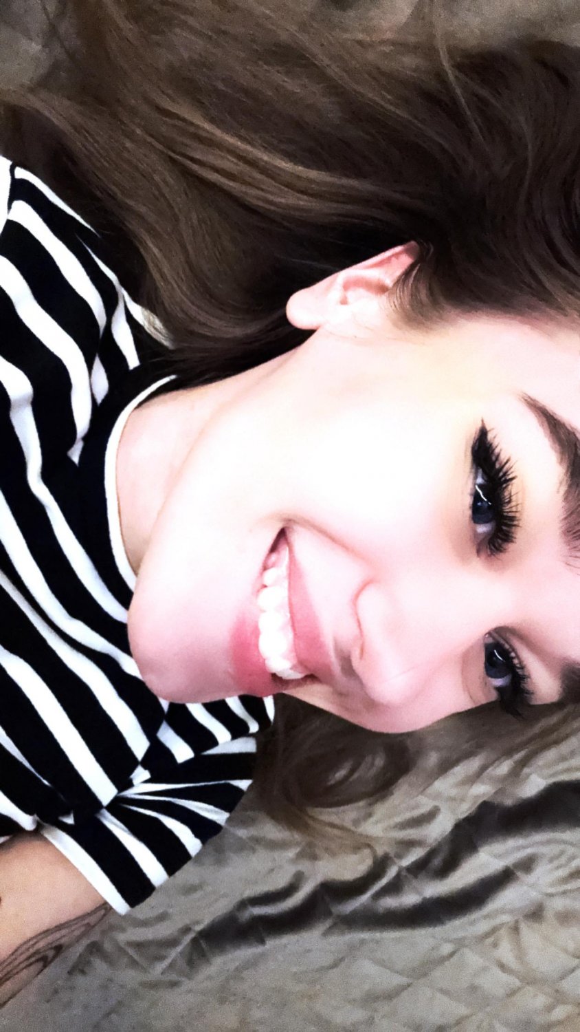 Elegant Slim Bodied Slut #iSreibh4