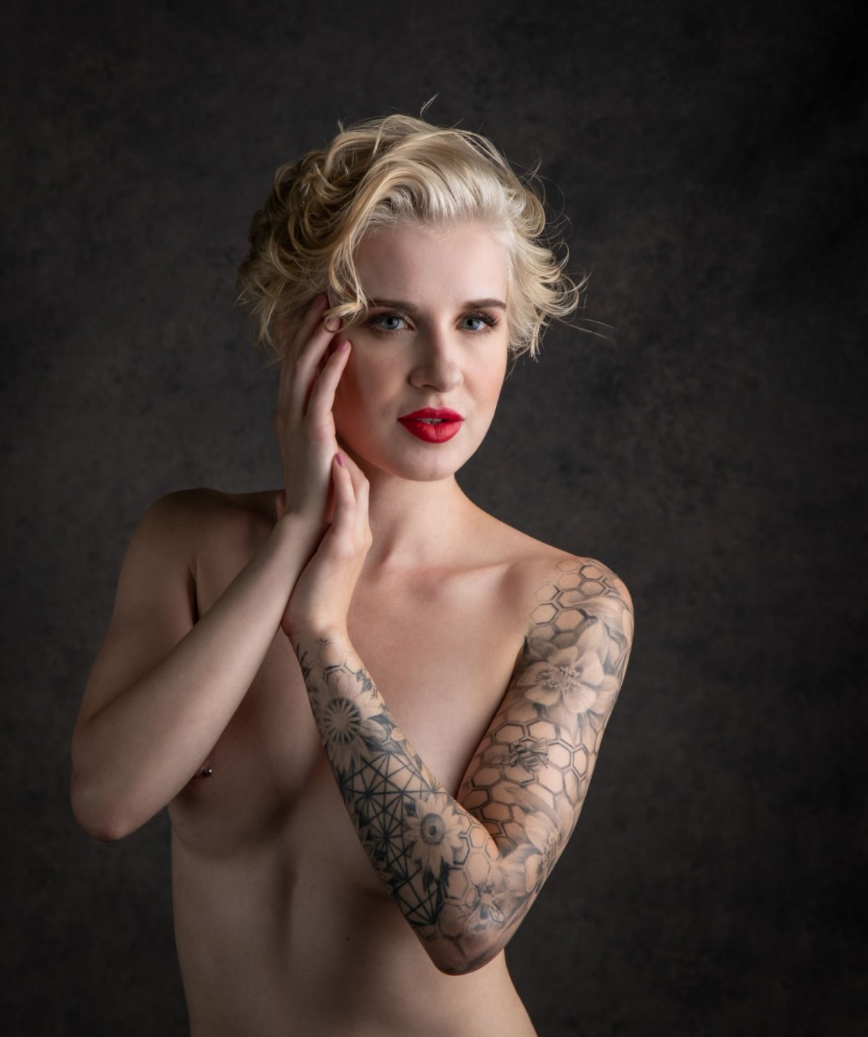 Short Hair Boudoir #KdAeCGDT