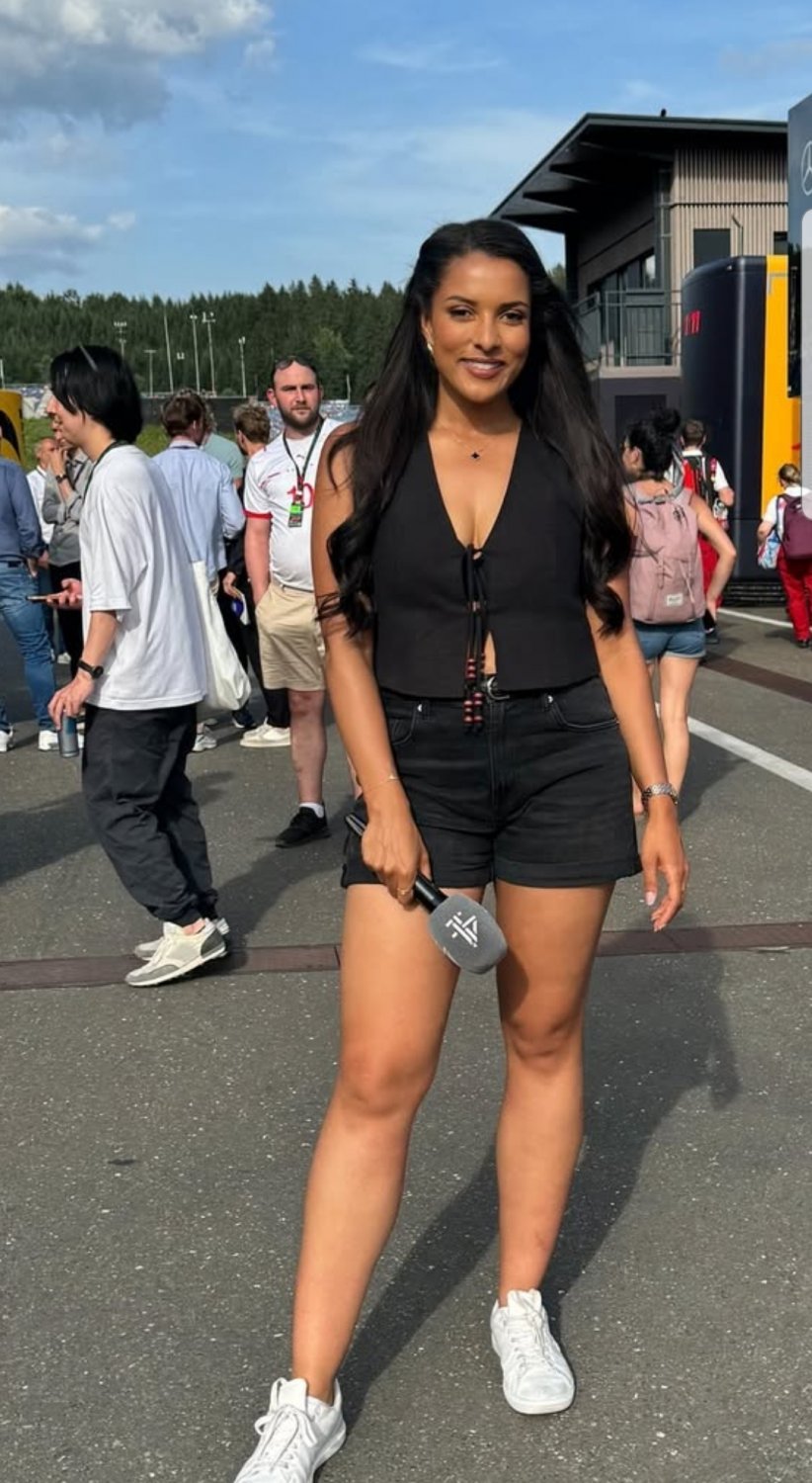 More of that brown F1 reporter I pound my big white cock to #KFr5ATzw