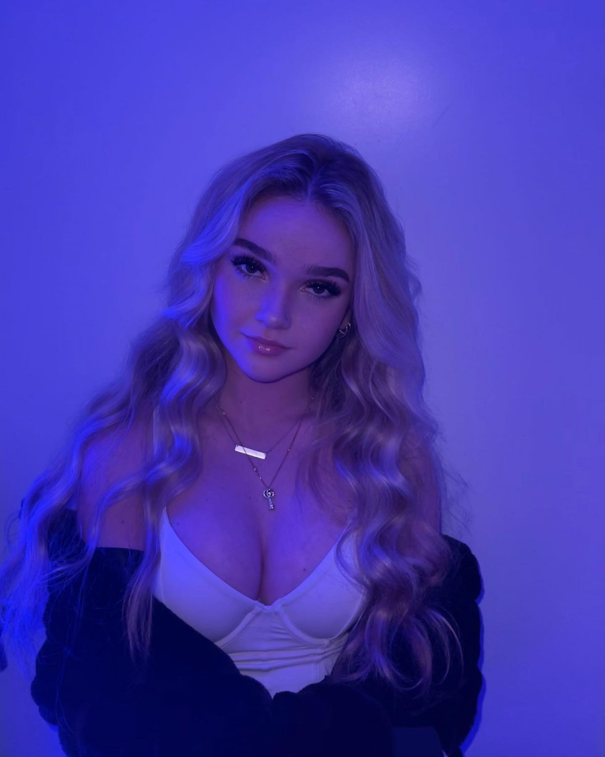 Sexy busty blonde teen Jordyn #lcA2gvMg