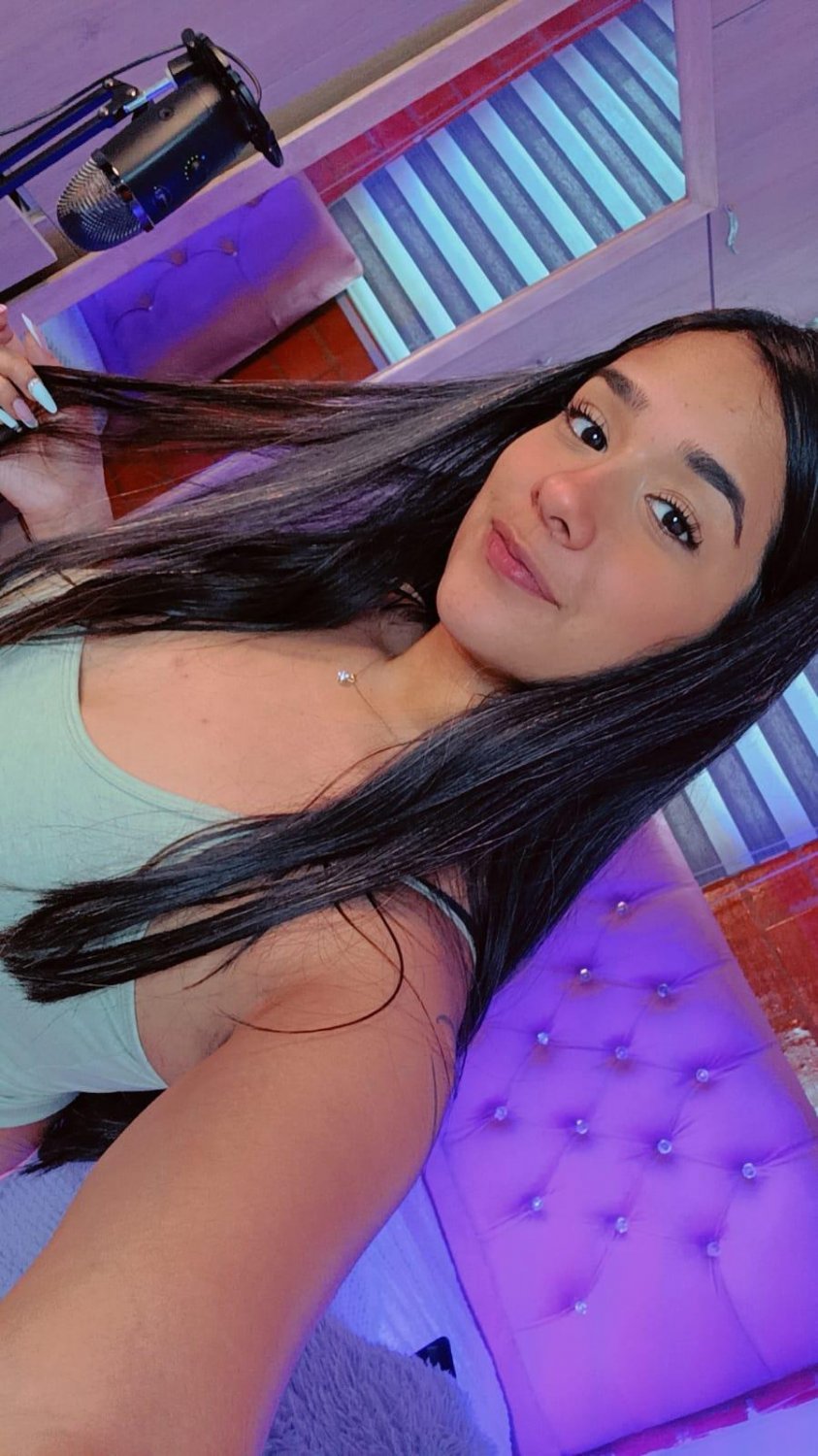 Bubbly Latina Slut #lcD6sRrj