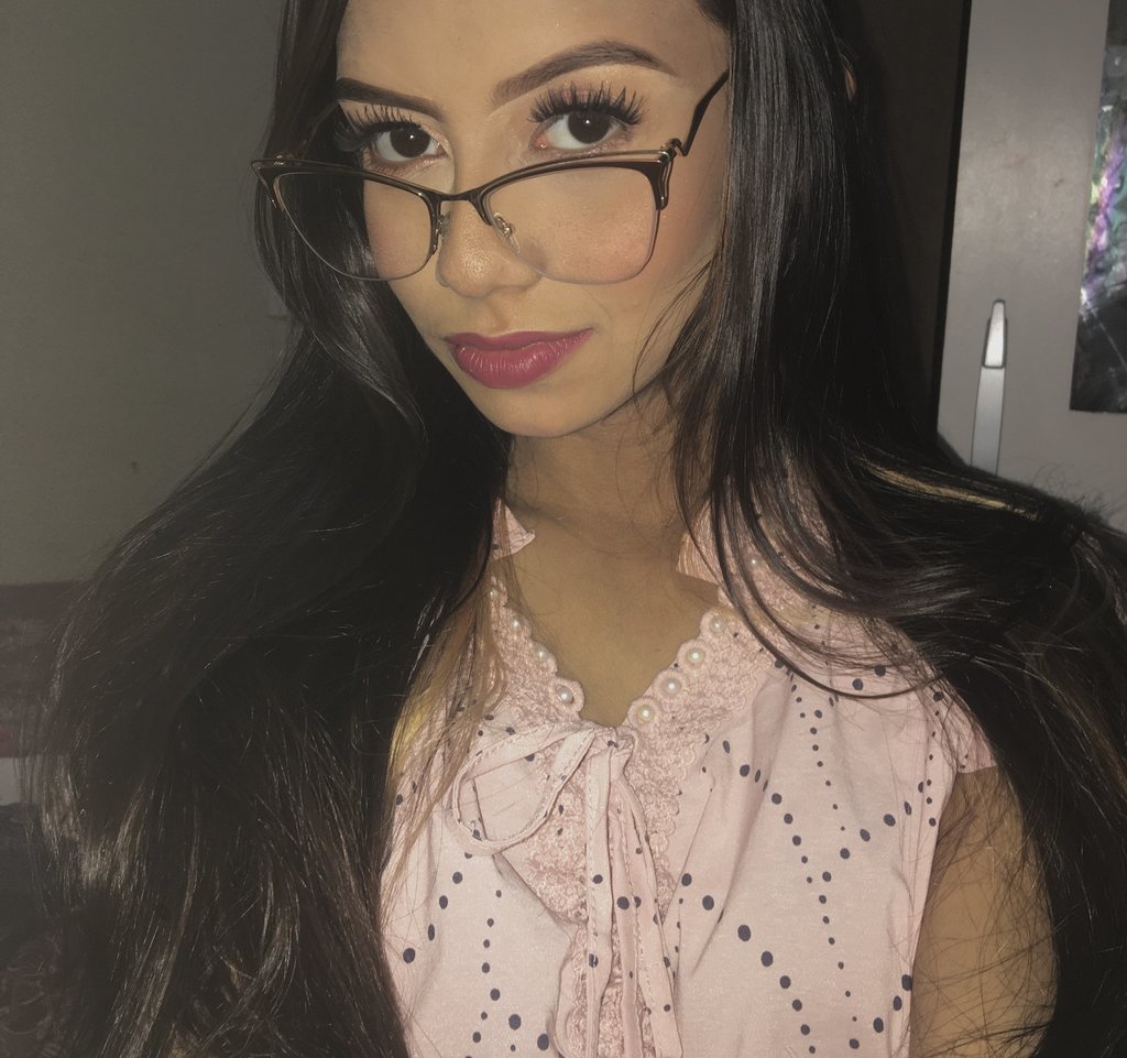 Novinha de 18 anos caiu na net em fotos mostrando tudo #MziIutCZ