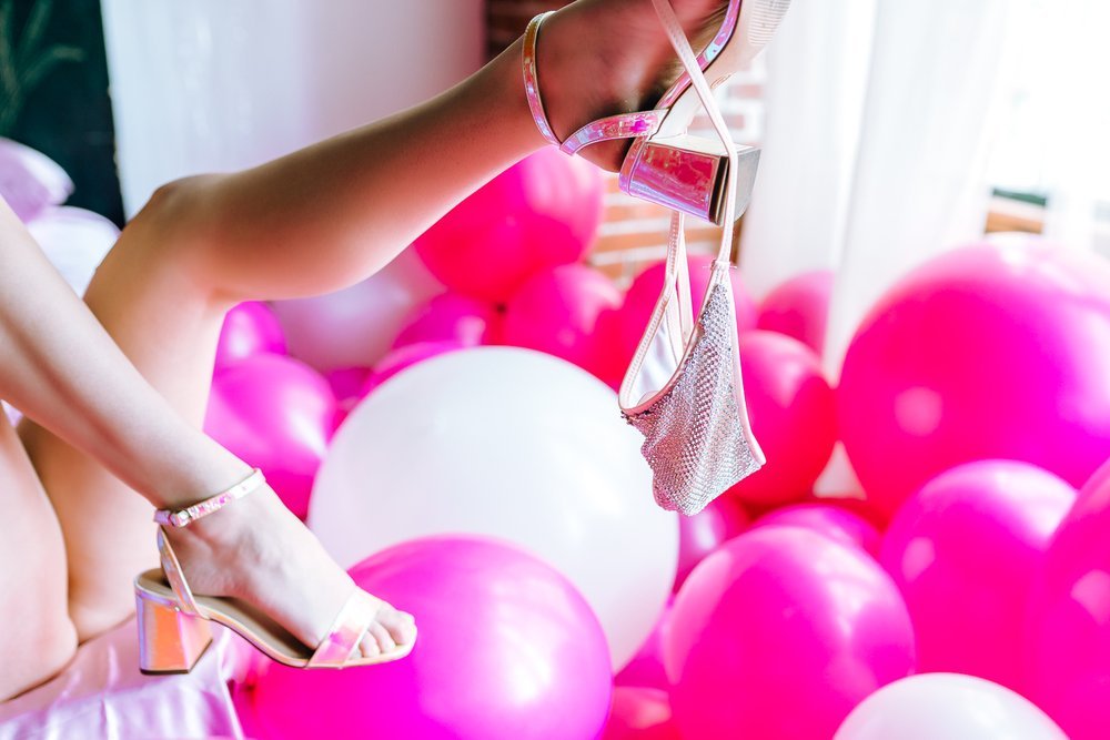 Pink balloon’s boudoir #nAqgIqBG