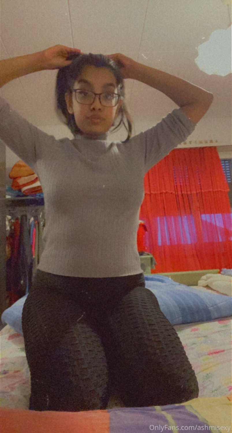 South Indian girl Snapchat nudes leaked #NInexWOr