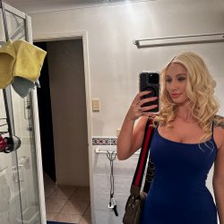 I love to be called a hot horny babe