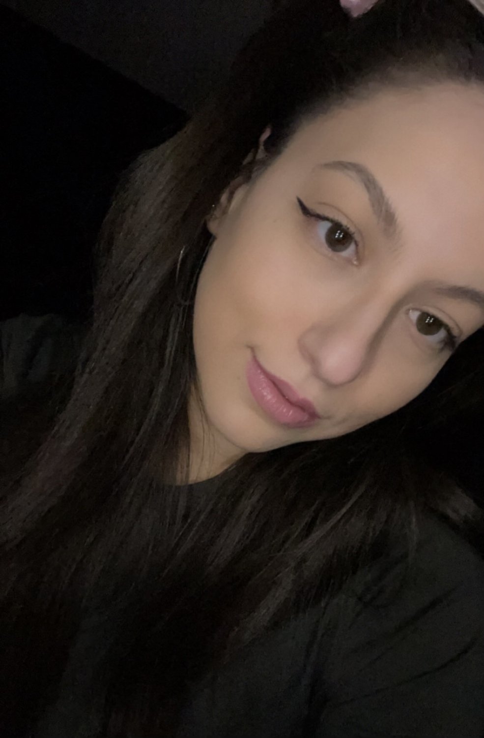 MAGA bimbo with nice tits #nTYmA9Zq