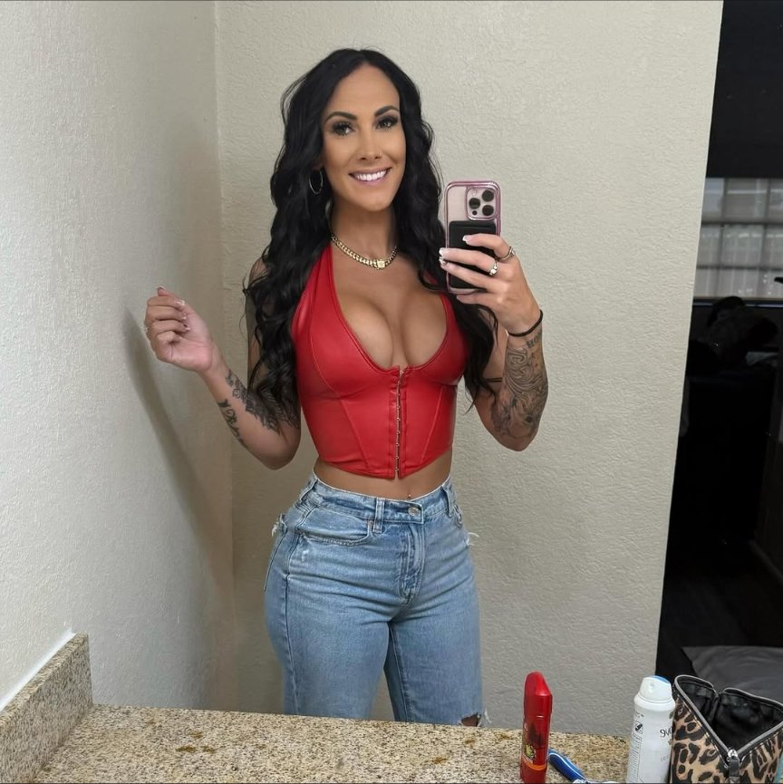 Sexy slut #OMaxmSPZ