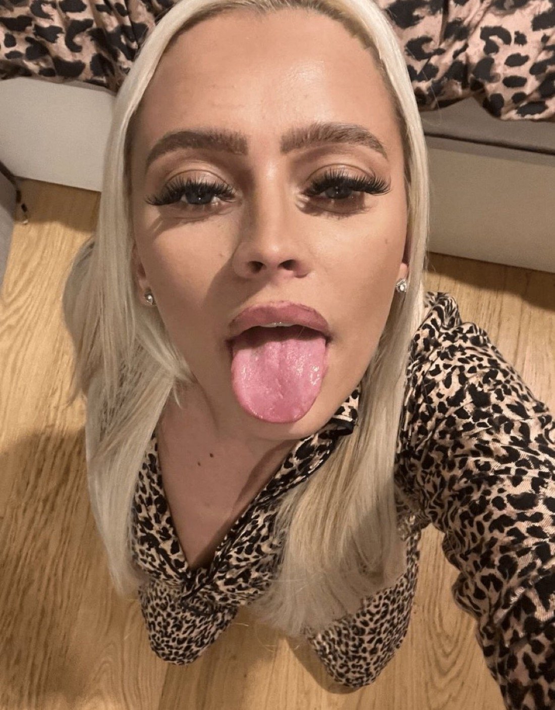 sexy blonde uk chav #pzqxBPGX