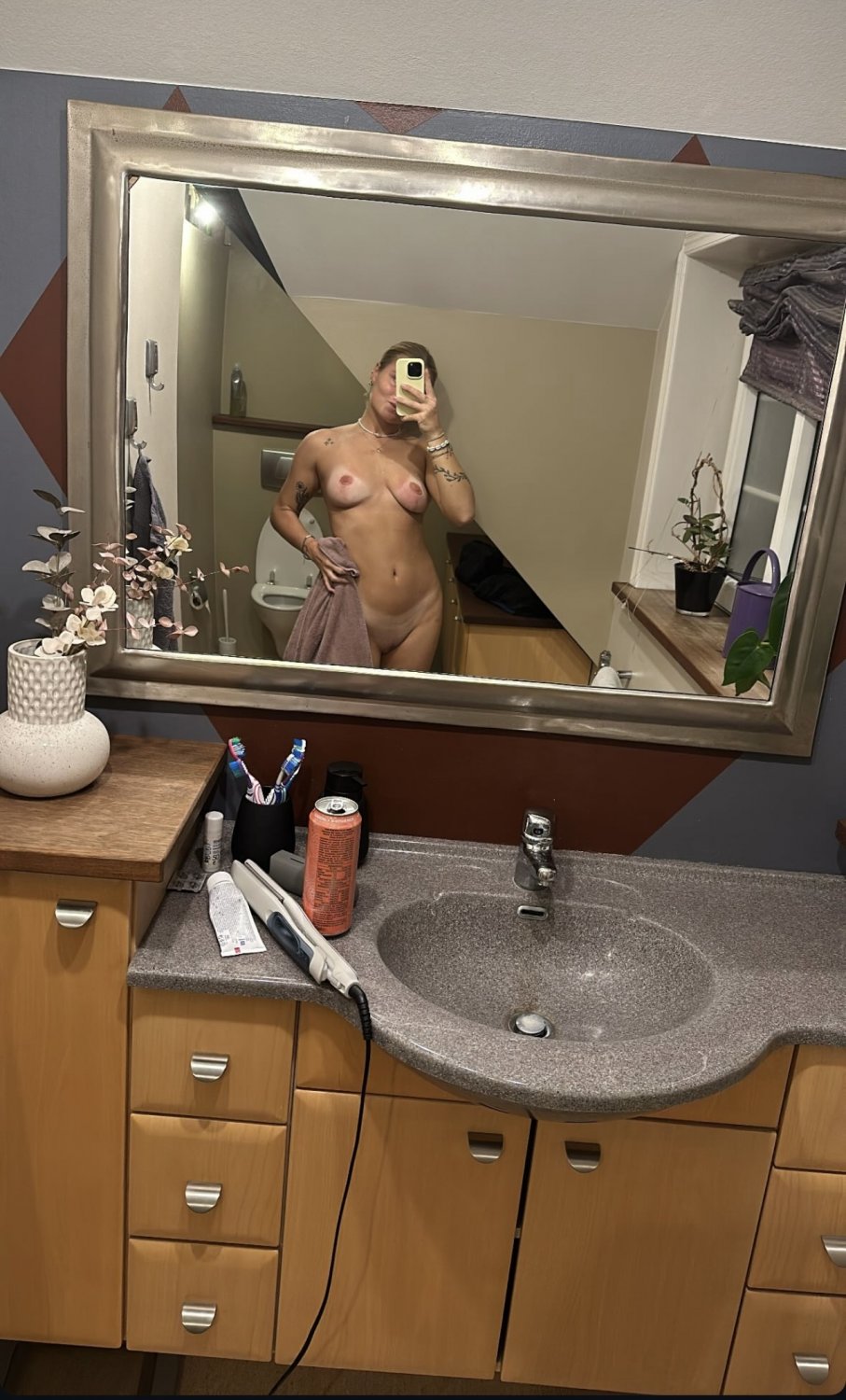 Hot wife Sandy #Q1nwdn3i