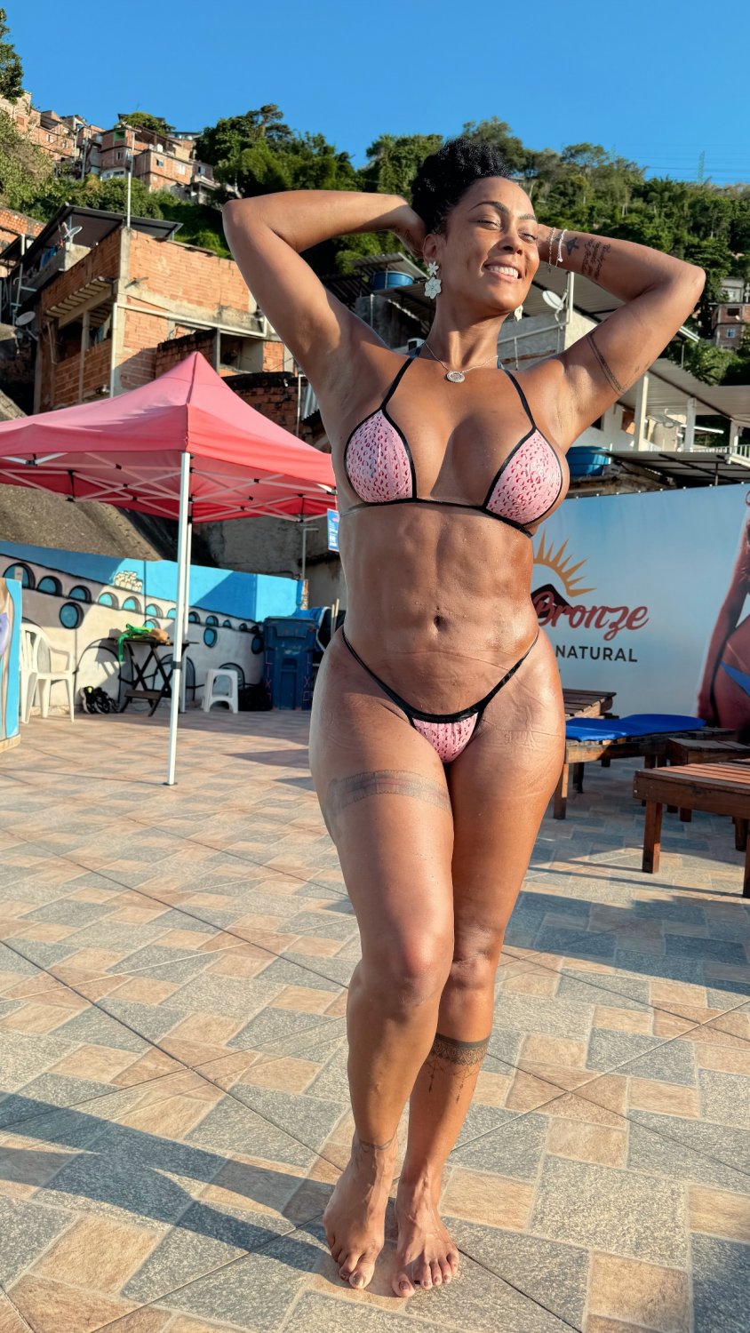 ROSIANE PINHEIRO #QoYcmOm5