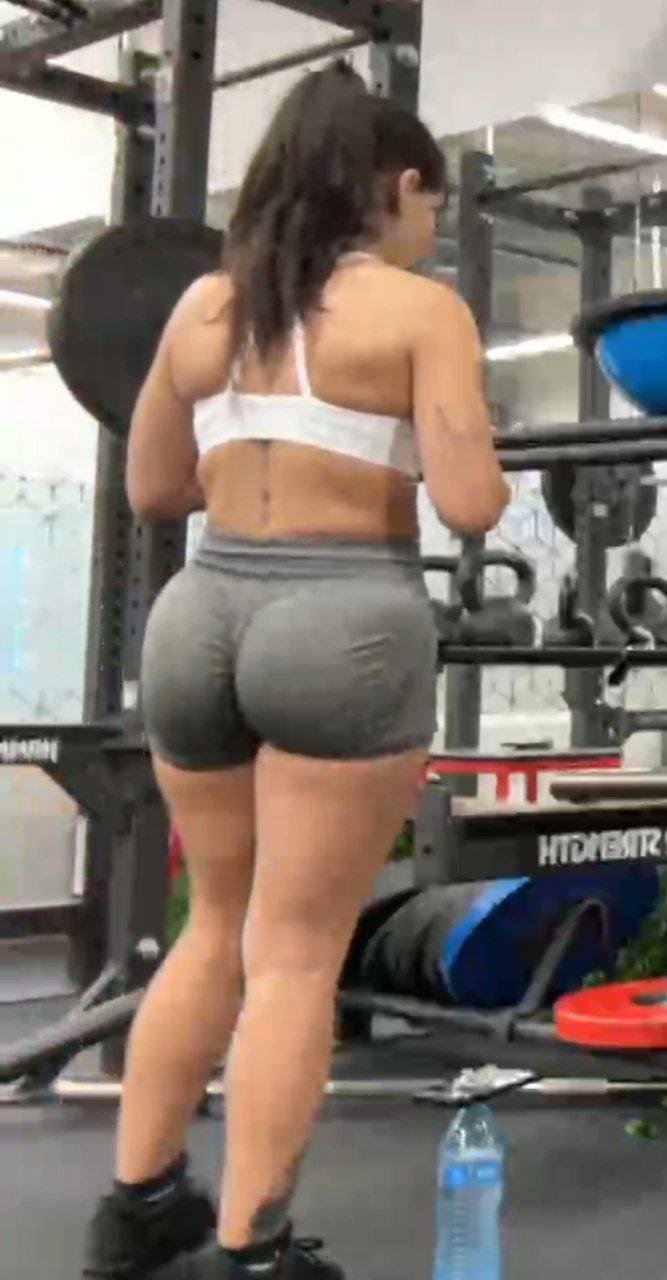 rexgp9fk Milica perrita argentina cachonda con culote #RExgp9fk