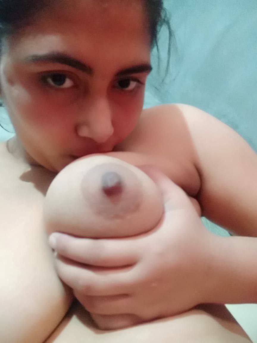 Punjabi girl recording for bf #Rfy3UCY5