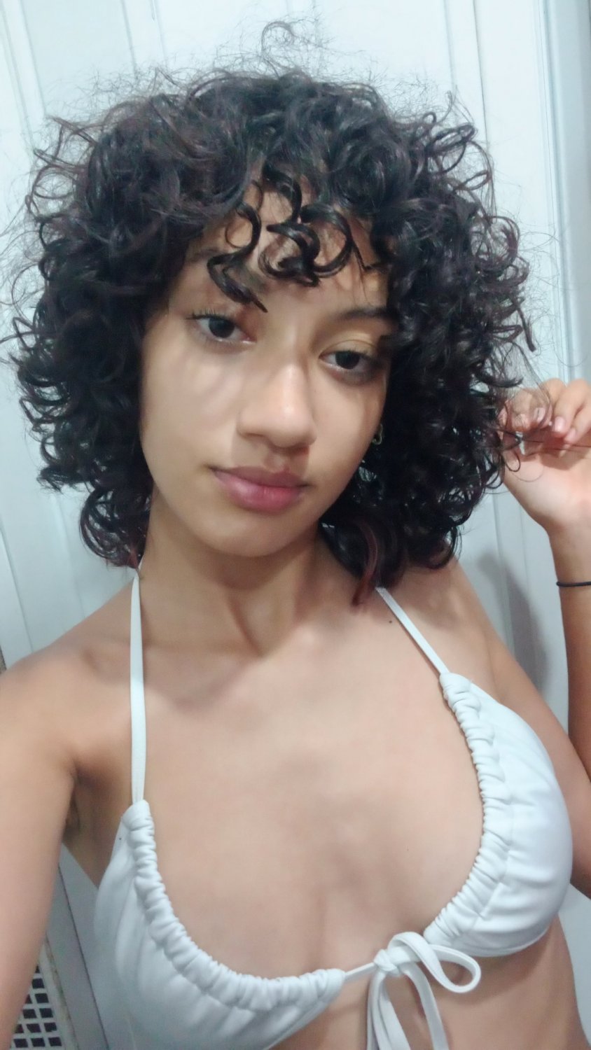 Inscrito vazou a amiga magrinha #rSZ7LF9A