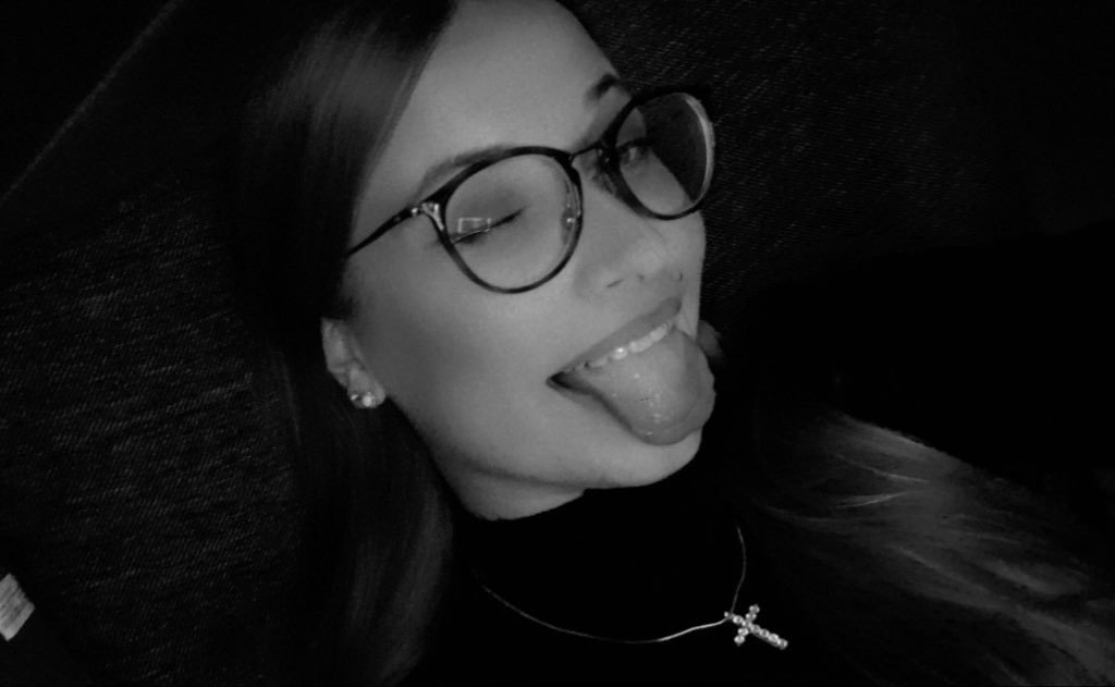 Webslut Karina #rTsZrr15