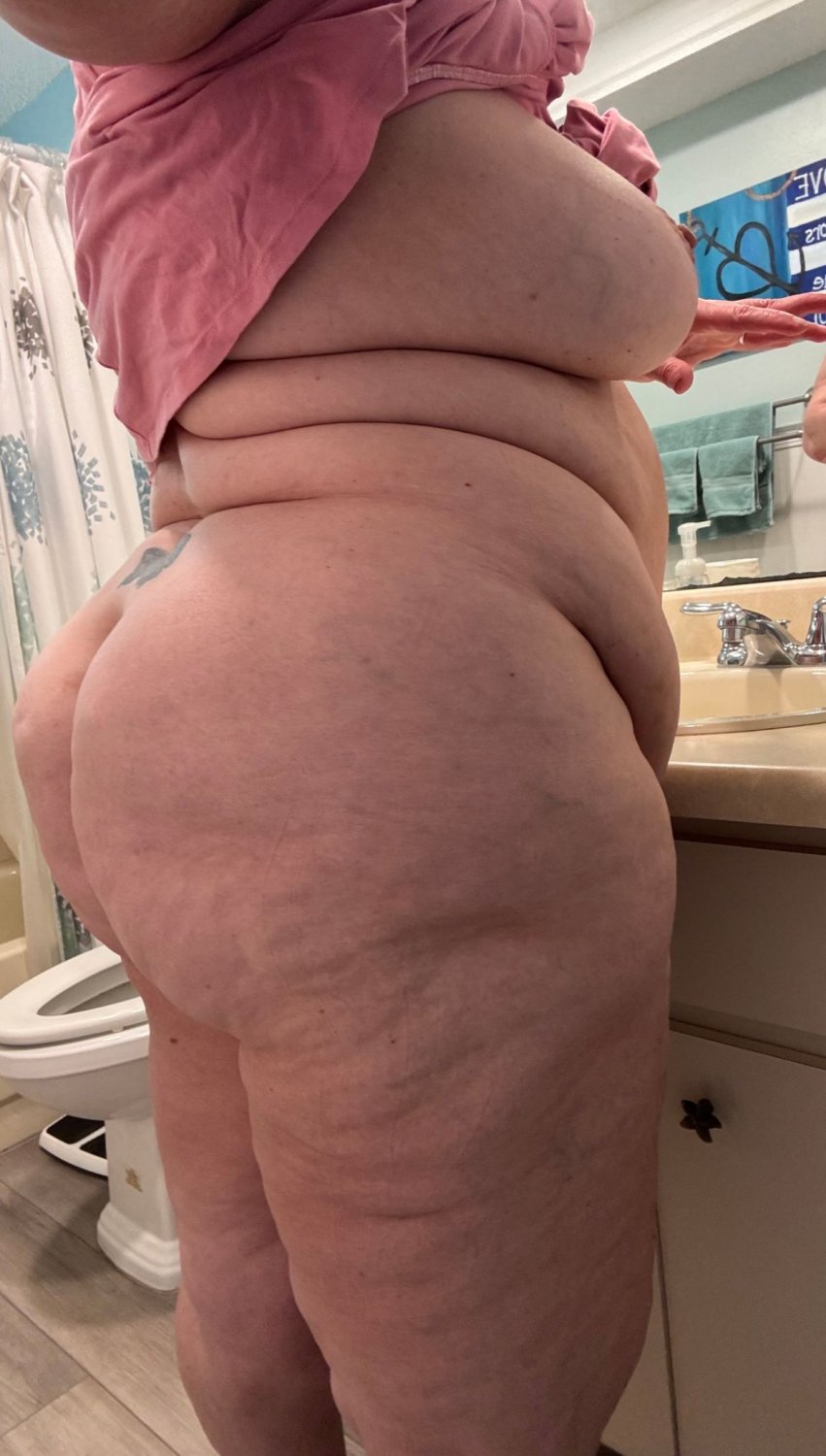 Latina Gilf #s4FVKIRn